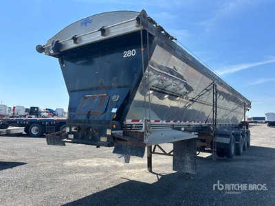 2016 Trail King 48 ft Quad/A Live Bottom Trailer