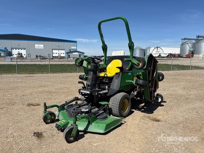 John Deere 1600 Ride-On Wide Area Lawn Mower