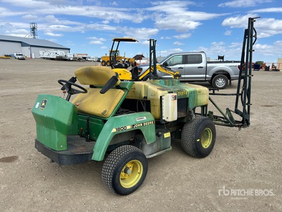 John Deere HD200 28 ft 4x2 Turf Self-Propelled Sprayer