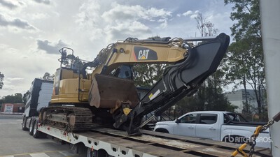 2017 Cat 325F LCR Tracked Excavator