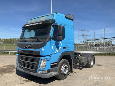 2014 Volvo FM330 TRS Ciągnik siodłowy S/A z kabiną sypialną