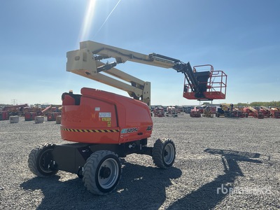 JLG EC520AJ 2WD Electric Articulating Boom Lift