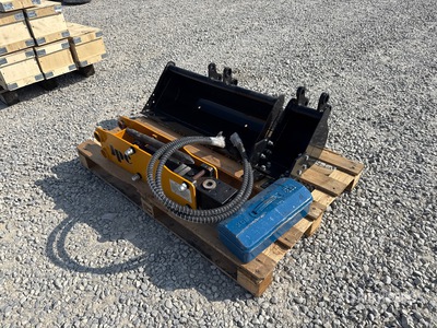 JPC Hyd Breaker, 200 mm Bucket, 800 mm Bucket (Unused)