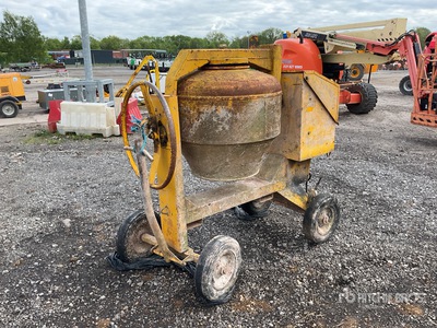 2007 Altrad Commodore 250L Portable Concrete Mixer (Inoperable)