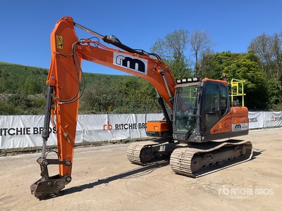 2022 Doosan DX140LC-7 Tracked Excavator