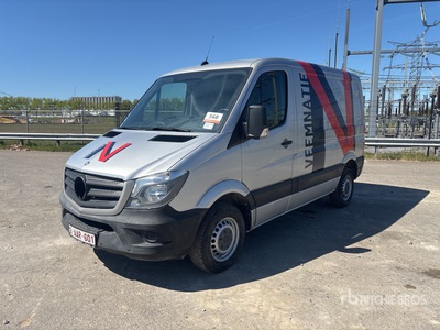 2014 Mercedes-Benz Sprinter 210CDI Cargo Van