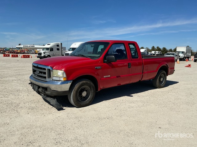 2004 Ford F-250 2004 Ford F-250 Xlt 4X2 Extended Cab Pickup