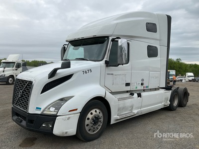 2019 Volvo VNL760 6x4 T/A Sleeper Truck Tractor