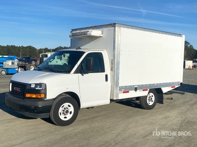 2020 GMC Savana 3500 4x2 冷蔵トラック