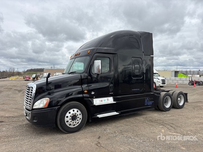 2015 Freightliner Cascadia 125 6x4 T/A Sleeper Truck Tractor
