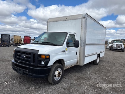 2017 Ford E-450 Utility Truck