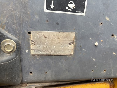 2000 New Holland LS170 Skid Steer Loader