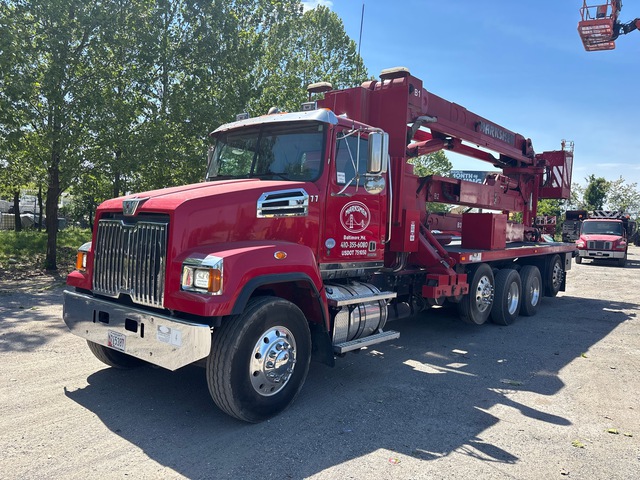 2016 PM 240-C Snooper 600 lb Articulated Boom on 2016 Western Star 4700 10x4 Bridge Inspection Truck