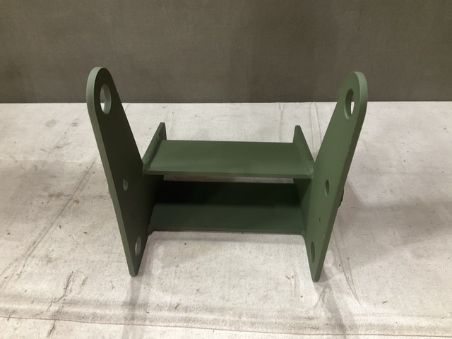 (10) Oshkosh Defense 15192095 Mounting Brackets
