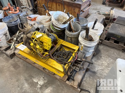 Quantity of Contractor Supplies ورش و مخازن متنوعة