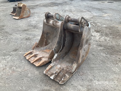Quantity of (2) Strickland Digging 8 Ton, 565mm & 415mm Cazo para excavadora