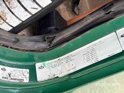 2004 Mack CV713 Mixer Truck