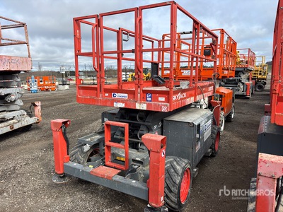 2019 Skyjack 6832RT 4x4 Dual Fuel Scissor Lift