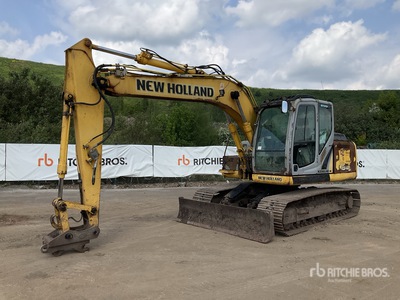 2014 New Holland E135B Excavadora de Cadenas