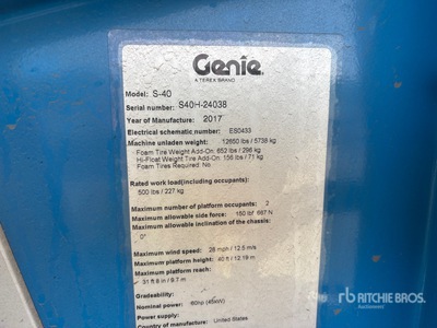 2017 Genie S40 4WD Dual Fuel ブームリフト