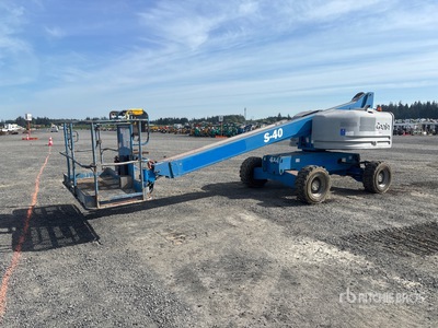 2017 Genie S40 4WD Diesel ブームリフト