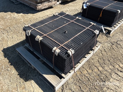 Quantity of 3 ft x 3 ft Mini Screen