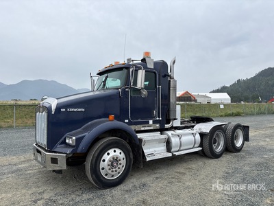 2007 Kenworth T800 6x4 T/A Day Cab Truck Tractor