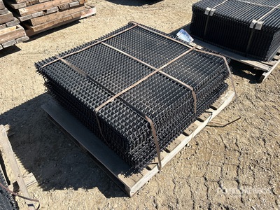 Quantity of 3 ft x 3 ft Mini Screen