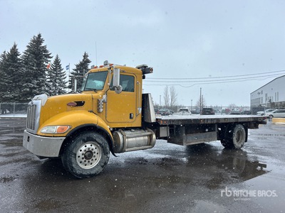2008 Peterbilt 340 4x2 Portavheiculos
