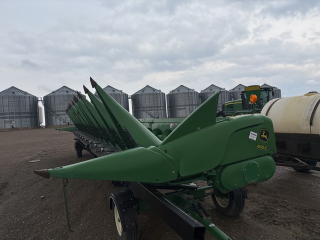 2012 John Deere 616C 16 Row Corn Combine Header