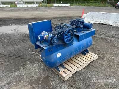 Quincy QC03008D00433 Skid-Mounted Electric 80 gal Air Compressor