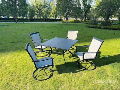 5 Piece Outdoor Patio Furniture Set (Unused)
