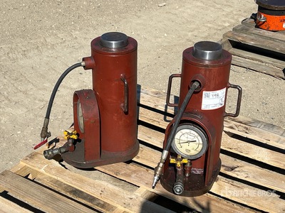 Quantity of (2) 60 Ton Hydraulic Jack