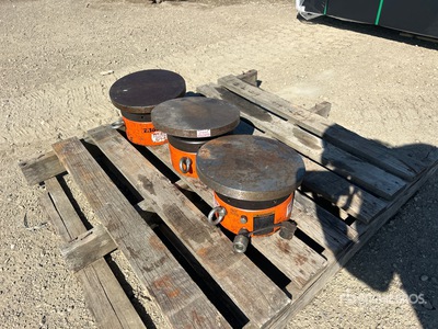 Quantity of (3) 150 Ton Hydraulic Jack