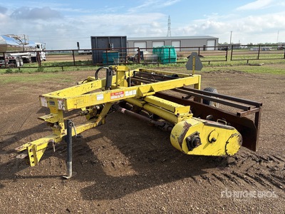 Degelman LC-14 15 ft Steinschwader