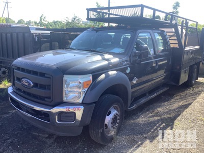 2014 Ford F-450 XL 4x2 Crew Cab Flatbed Truck