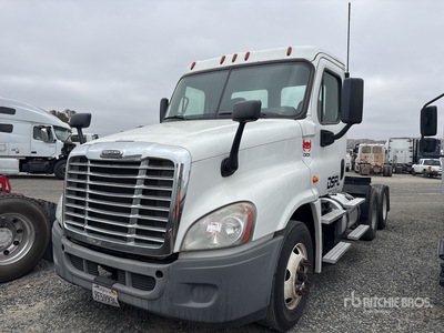 2017 Freightliner Cascadia 113 6x4 T/A Day Cab Truck Tractor