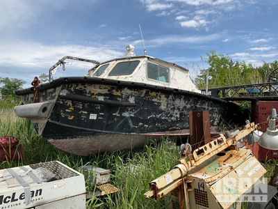2002 Lafco 30 ft Arbeitsboot (Inoperable)
