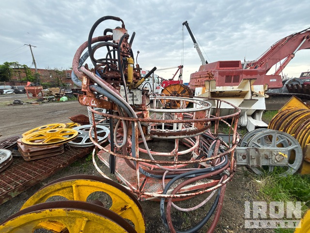 1985 Wachs CP300 Hydraulic 54 in. Pile Saw
