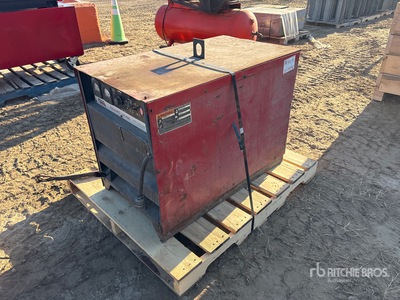1997 Lincoln DC600 600 A MIG Electric Welder