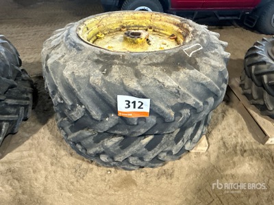 Quantity of (2) Kelly Springfield 18.4 - 34/15-34 Pneus