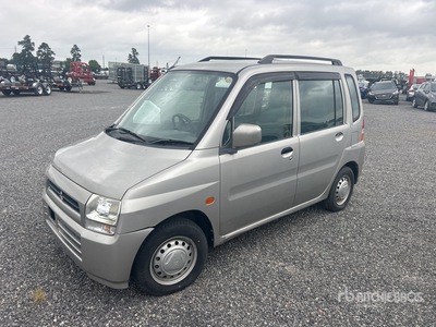 1998 Mitsubishi 2WD SUV