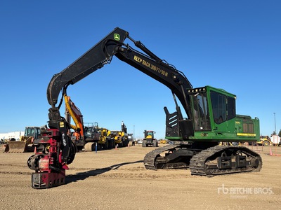 2012 John Deere 2154D Procesador