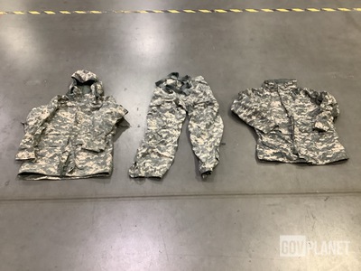 (14) Cold Weather Parkas, (21) Pairs of Cold Weather Trousers & Assorted Items