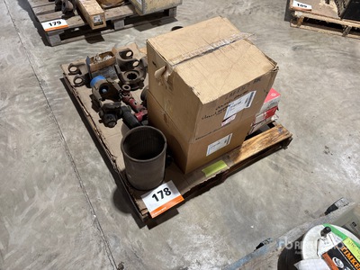 Quantity of Western Star Truck Parts Parti di autocarro