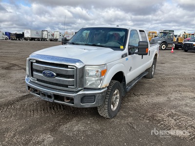 2016 Ford F-350 XLT 4x4 Crew Cab Pickup