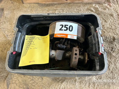 Dubuque Dubuque Engine Parts, Flywheel, (2) Heads, Crankshaft, Governor, (2) Rocker Arms Pièces diverses