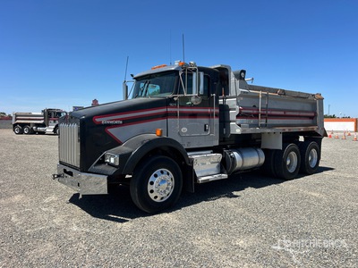 2014 Kenworth T800 6x4 Tipper Truck