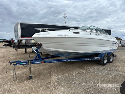 21 ft Bowrider Boat