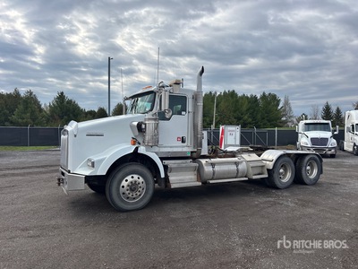 2013 Kenworth T800 6x4 T/A Day Cab Truck Tractor